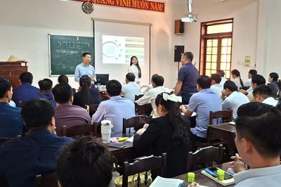 Điểm sáng đào tạo cho cán bộ Lào