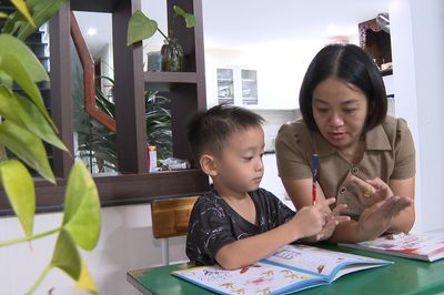 Một năm dựng xây cuộc sống mới