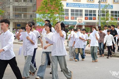 Thái Nguyên ghi nhận nhiều bài thi đạt điểm tuyệt đối tại Kỳ thi tốt nghiệp THPT năm 2026