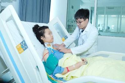 Cuộc chạy đua với tử thần cứu 2 bệnh nhân sốc phản vệ nguy kịch