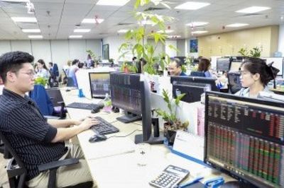 Nhiều doanh nghiệp niêm yết tăng trưởng lợi nhuận tích cực trong quý II/2026