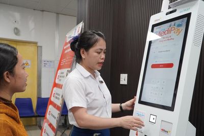 Khi tấm thẻ bảo hiểm y tế giữ lại những hy vọng sống