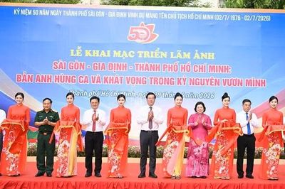Triển lãm ảnh 'Sài Gòn - Gia Định - TP. Hồ Chí Minh: Bản anh hùng ca và khát vọng trong Kỷ nguyên vươn mình'