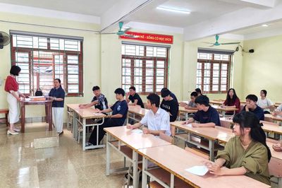 Hơn 6.450 thí sinh làm thủ tục dự thi tuyển sinh vào lớp 10 THPT năm học 2026 - 2027