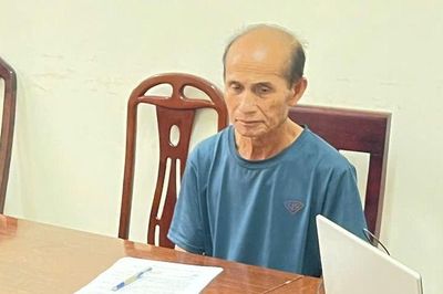 Thay tên, đổi họ, nhập quốc tịch Lào để lẩn trốn gần 30 năm, đối tượng truy nã đặc biệt vẫn 'sa lưới' bắt sau gần 30 năm