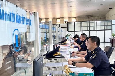 12 nhóm hàng nhập khẩu phải làm thủ tục hải quan tại cửa khẩu nhập từ 14/8