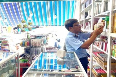 TP.HCM tiêu hủy 1.622 mỹ phẩm không rõ nguồn gốc, xử phạt hai cơ sở 44,5 triệu đồng