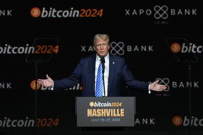 Ông Trump thu hơn 1,4 tỷ USD từ các dự án tiền điện tử
