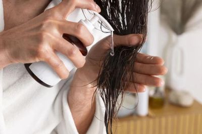 Bộ Y tế thu hồi khẩn 4 dầu gội trị gàu