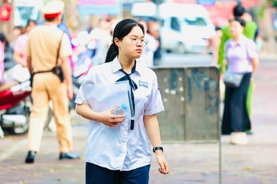 Biết điểm thi tốt nghiệp THPT 2026, thí sinh phải làm gì tiếp theo?