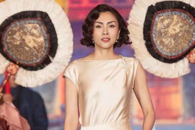 Tăng Thanh Hà tái xuất sau 13 năm