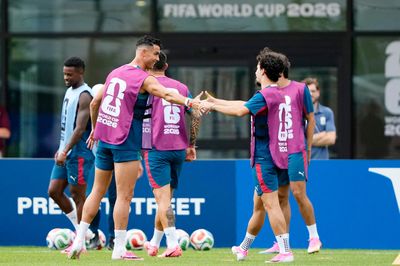 Bồ Đào Nha đang chiến đấu vì Ronaldo