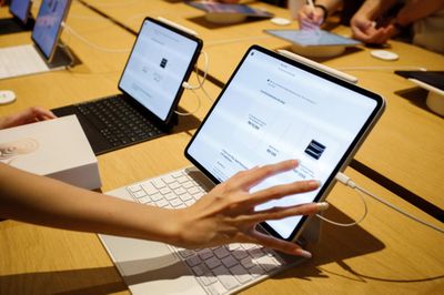 Apple làm mới loạt sản phẩm