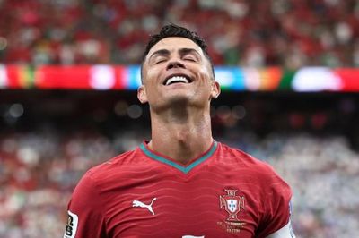 Ronaldo dính lời nguyền ở vòng knock-out World Cup?