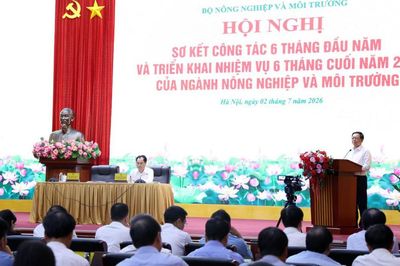 Ngành Nông nghiệp và Môi trường phải tiên phong hoàn thiện thể chế, chuyển đổi số để tạo động lực tăng trưởng