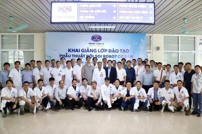 Đào tạo, nâng cao trình độ phẫu thuật nội soi robot trong điều trị ung thư