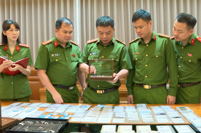 Thanh Hóa: Bóc gỡ đường dây buôn lậu hơn 28.000 viên kim cương