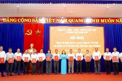 Phường Ngũ Hành Sơn công bố thành lập 54 chi bộ, tổ dân phố và Ban Công tác Mặt trận khu dân cư sau sắp xếp