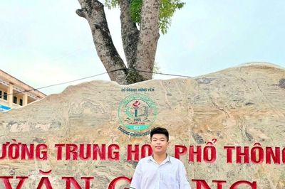 Bố phụ hồ, mẹ bán bánh mì, nam sinh vươn lên đỗ đầu tốt nghiệp THPT tỉnh Hưng Yên
