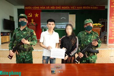 Bắt giữ 2 đối tượng, thu giữ 4,886 gram ma túy