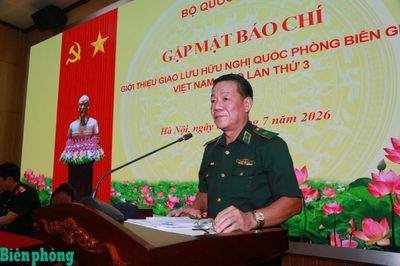 Họp báo giới thiệu Chương trình Giao lưu hữu nghị Quốc phòng biên giới Việt Nam - Lào lần thứ 3