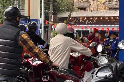 Kéo dài thời hạn áp dụng ưu đãi thuế với mặt hàng xăng, dầu đến 30/9