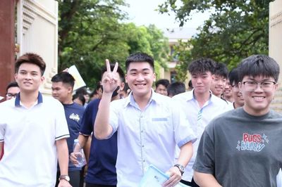 Bảng bách phân vị của Bộ GD&ĐT: Tổ hợp nào có lợi