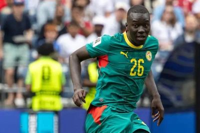 Phẫn nộ với ban huấn luyện sau trận thua Bỉ, tuyển thủ Senegal tuyên bố rời đội tuyển