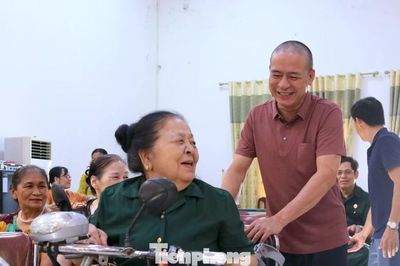 Công ty Cổ phần Him Lam, Báo Tiền Phong tặng quà tri ân các thương, bệnh binh ở Nghệ An