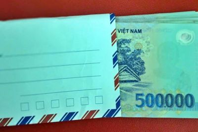 Bố mẹ nói cho vay 200 triệu xây nhà, về đếm lại con gái phát hiện điều bất ngờ