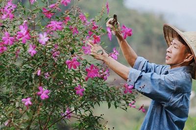Nam NSƯT có giọng hát nội lực, trải qua đổ vỡ, U60 tận hưởng cuộc sống bình yên giữa núi đồi