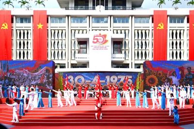 Phụ nữ góp phần làm nên tầm vóc Thành phố mang tên Bác