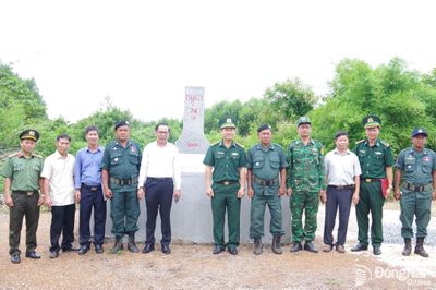 Nghiệm thu và bàn giao trên thực địa một số công trình biên giới với Campuchia