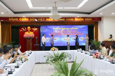 Đồng Nai phát động phong trào 'Bình dân học vụ số' và chiến dịch 'Mùa hè số'