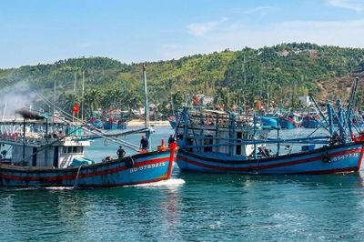 Chủ động ứng phó áp thấp nhiệt đới có xu hướng mạnh lên thành bão trên Biển Đông