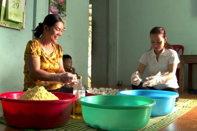 Bánh ít chợ làng