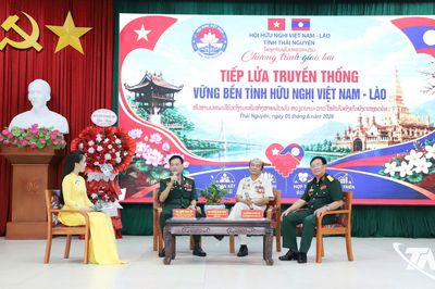 Người lính Trường Sơn tiếp lửa hữu nghị Việt - Lào