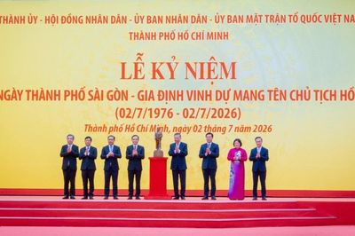 Trọng thể Lễ kỷ niệm 50 năm Ngày Thành phố Sài Gòn - Gia Định vinh dự mang tên Chủ tịch Hồ Chí Minh