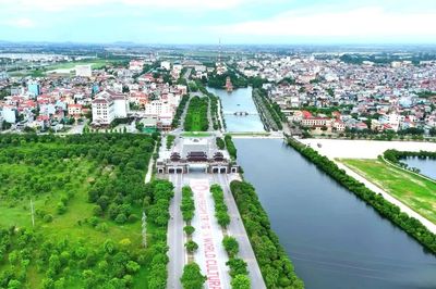 Ninh Bình đẩy nhanh lộ trình xử lý hàng trăm cơ sở nhà, đất dôi dư