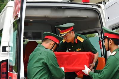 Cần Thơ bàn giao 670 mẫu hài cốt liệt sĩ để giám định ADN