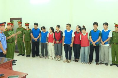 Thanh Hóa: Triệt phá đường dây buôn lậu xuyên quốc gia, thu giữ 1.100 viên kim cương