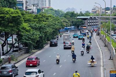 Hà Nội đồng loạt triển khai các giải pháp vận hành vùng phát thải thấp trong Vành đai 1