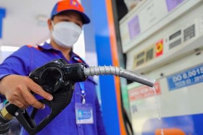 Giá xăng, dầu đồng loạt giảm