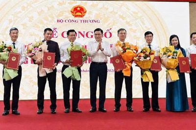 Hiệu trưởng Trường Đại học Điện Lực, PGS.TS Đinh Văn Châu: Tiếp tục đào tạo nguồn nhân lực chất lượng cao trong giai đoạn phát triển mới