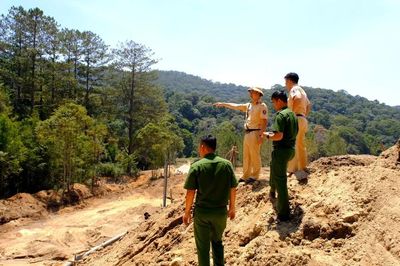 Đấu tranh, ngăn chặn, không để 'chảy máu' khoáng sản