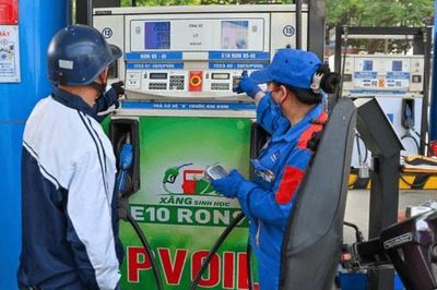 Kéo dài giảm thuế xăng dầu đến hết tháng 9