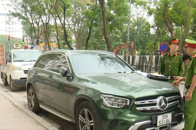 Lấy lại không gian công cộng ở khu đô thị Linh Đàm