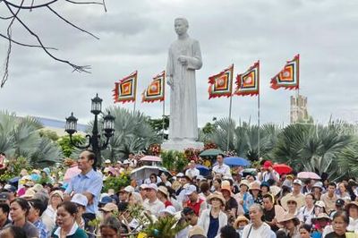 Thánh lễ tuyên phong Chân phước Linh mục Phanxicô Xaviê Trương Bửu Diệp diễn ra trang trọng, an toàn