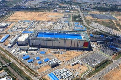 Xuất khẩu của Hàn Quốc lần đầu vượt mốc 100 tỷ USD/tháng nhờ bán dẫn