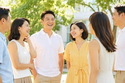 Họp lớp tuổi 40, tôi hiểu vì sao có người ngày càng giàu, có người mãi chật vật